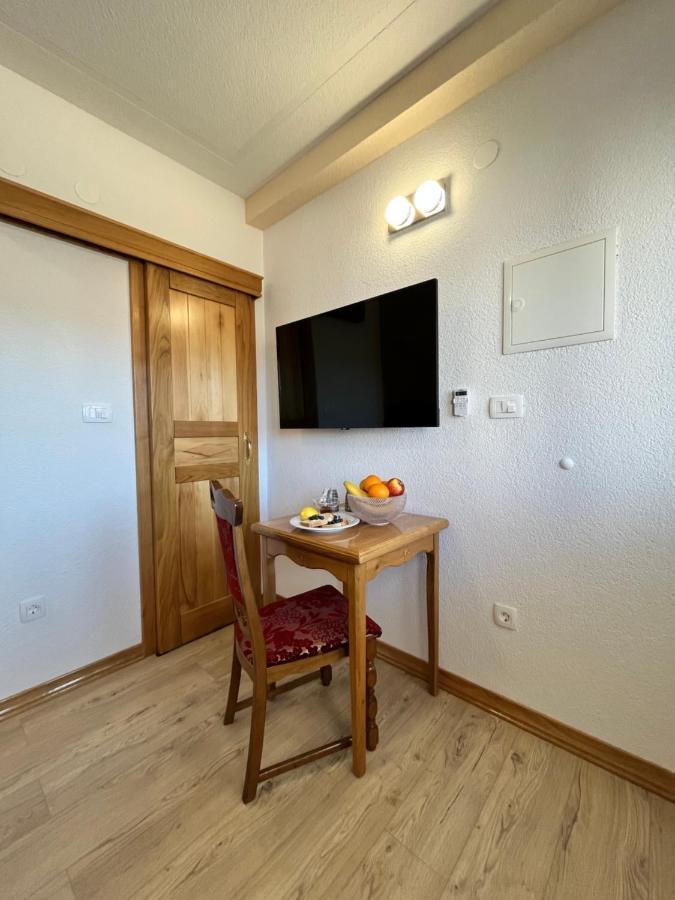 Mountain View Rooms Zadvarje Exterior photo
